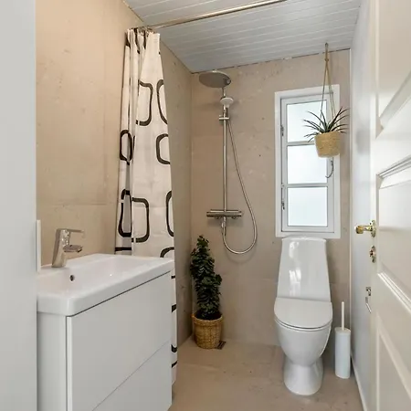 Tatil Evi Amazing In Aakirkeby With Wifi