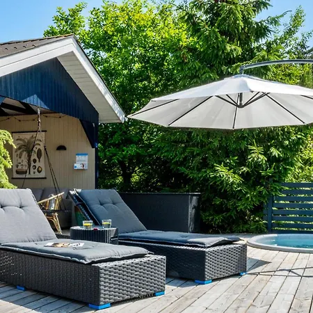 Amazing In Aakirkeby With Wifi Vester Somarken