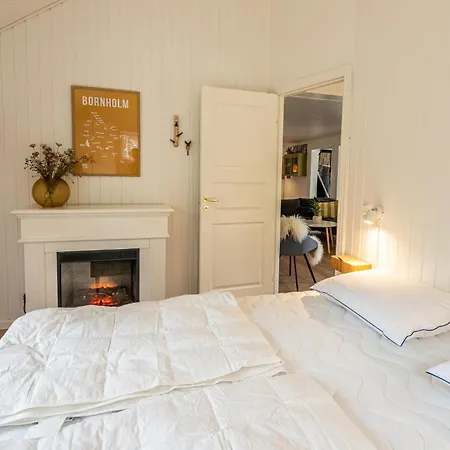 Amazing In Aakirkeby With Wifi